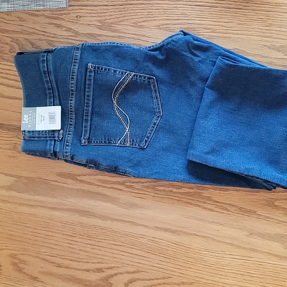 Women's bootcut jeans by Lee - Picture 3 of 6